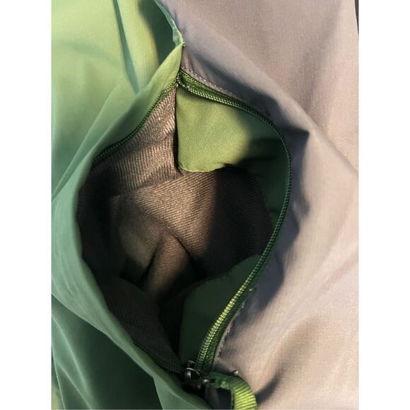 Boys North face Polartec jacket - Picture 7 of 13